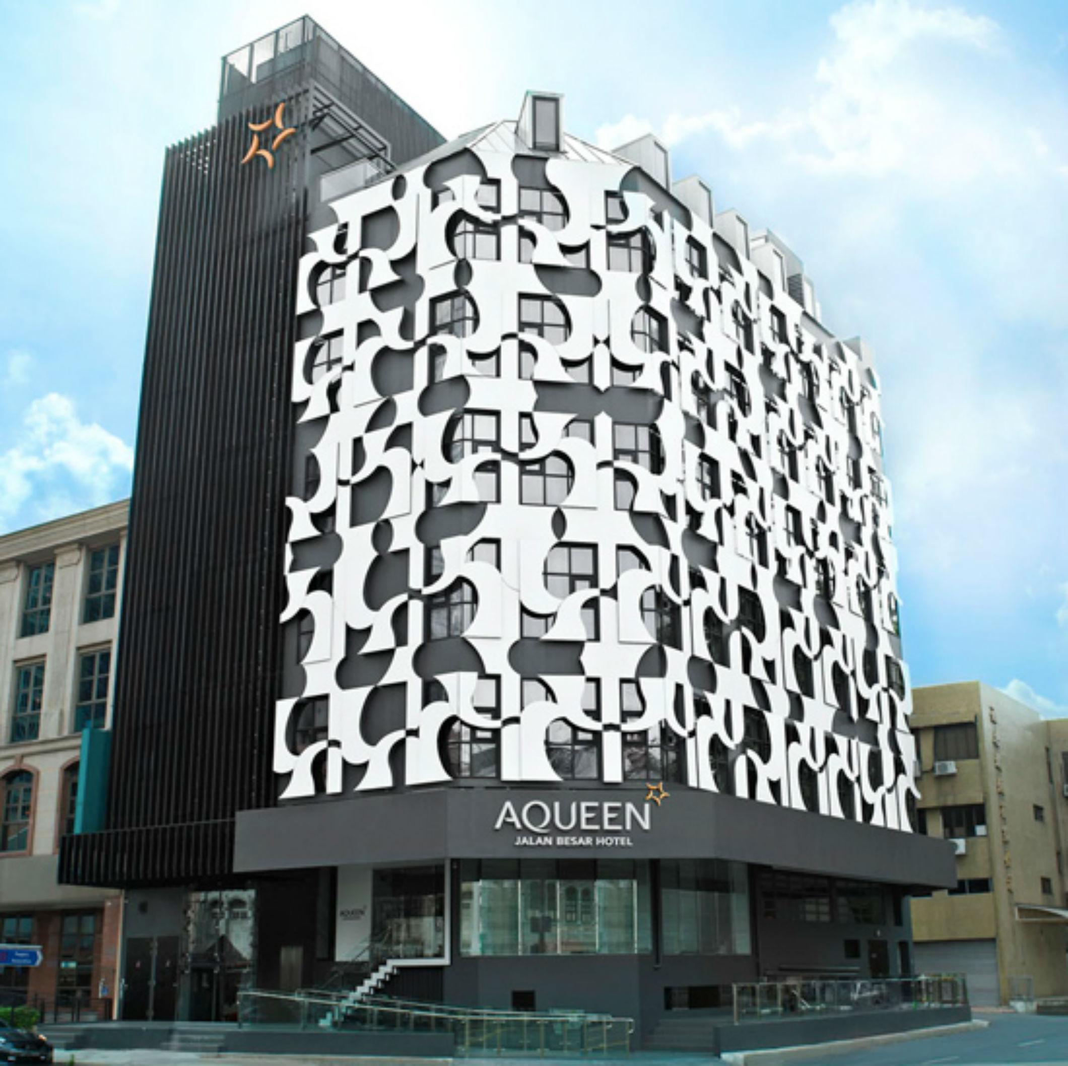 Aqueen Kitchener